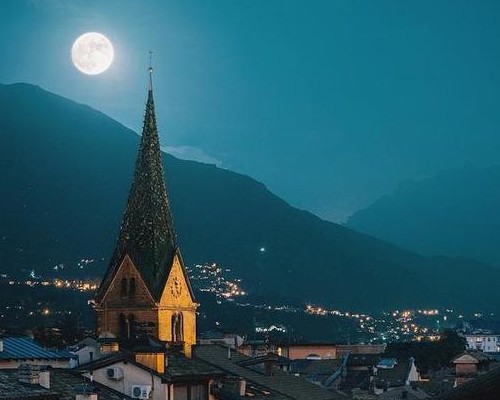 To read OBD vehicle information, you need to use this Guangc