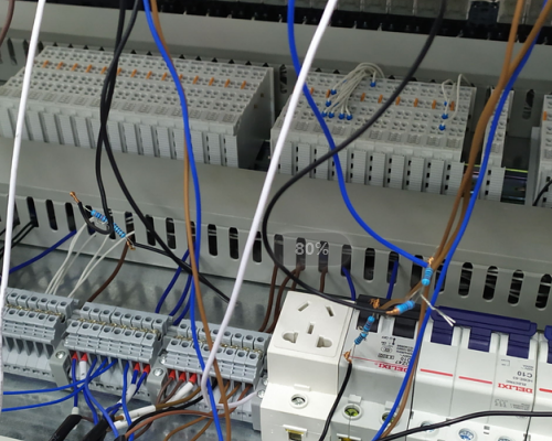 It turns out you are such a PLC. Guangcheng Technology